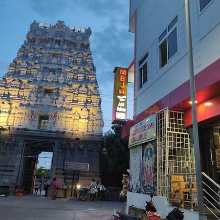 Mbj Inn Temple View Kanchipuram Exterior photo